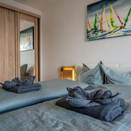 218 Und Mütze Mit Meerblick, 2 Sz Und Balkon Apartment *